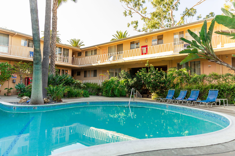Sport & Beauty 5, Cal Mar Hotel Suites, Los Angeles