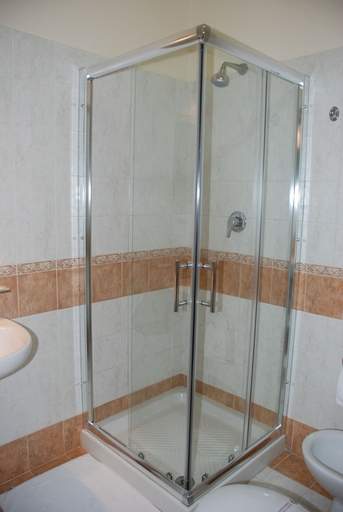 Bathroom 5, Hotel del Centro, Palermo