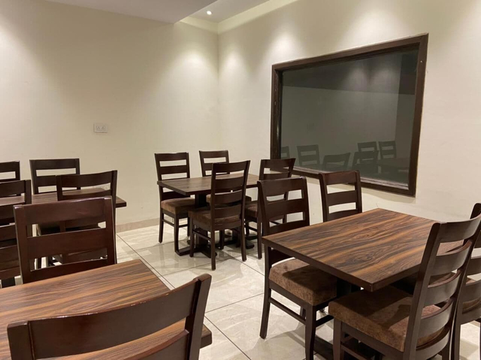 Food & Drinks 5, Hotel Exotic Near Golden Temple, Amritsar