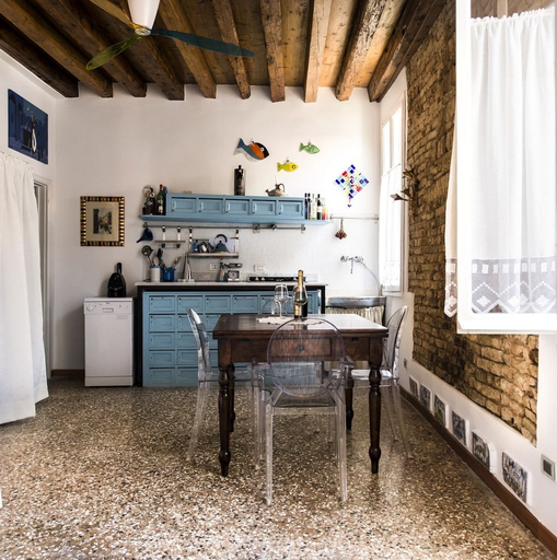 Others 4, Venice Giardini Biennale Apartment, Venezia
