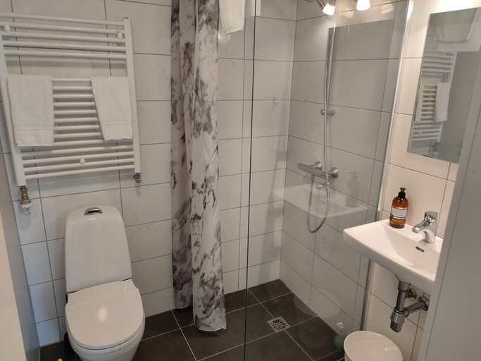 Bathroom 3, 550 Guesthouse, Sveitarfélagið Skagafjörður