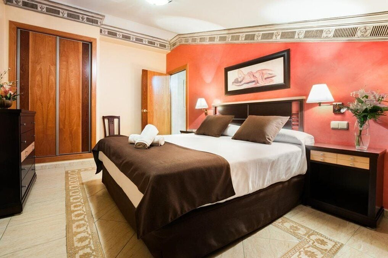 Bedroom 4, Hotel Carlos I Toledo, Toledo
