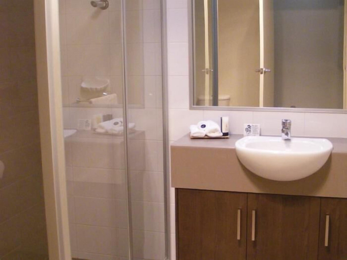 Bathroom 3, Rich River Golf Club Resort, Murray