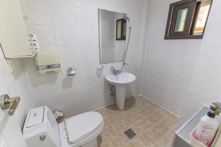 Bathroom 4, MeinHeim, Namhae