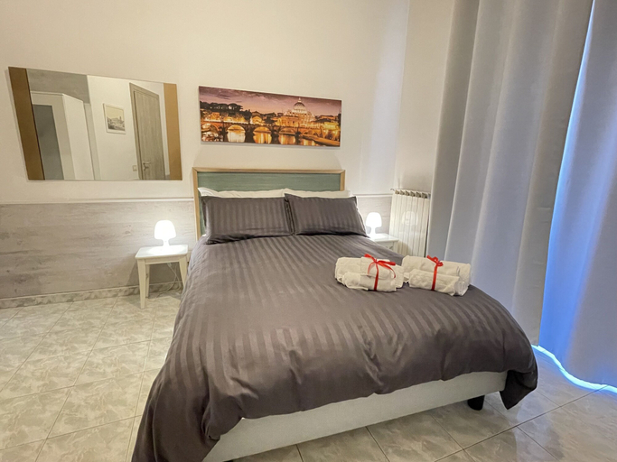 Bedroom 4, Roman Holidays Rooms Otranto, Roma