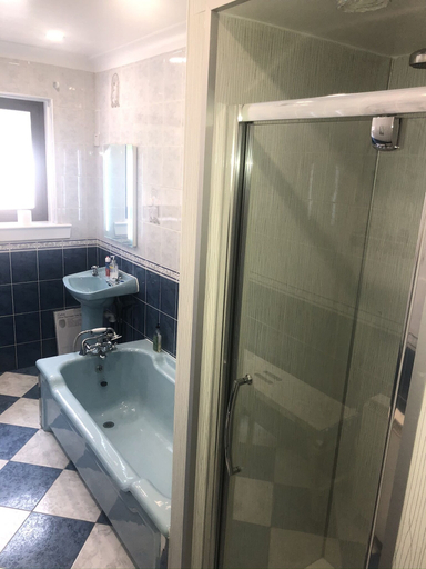 Bathroom, Arrochar Alps and Loch views, Argyll and Bute