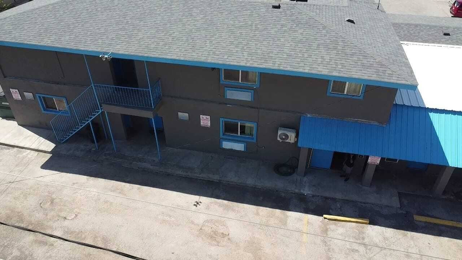 Exterior & Views 2, Hillcrest Motel, Maverick