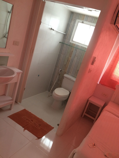 Bathroom, The White Hotel, Mueang Krabi