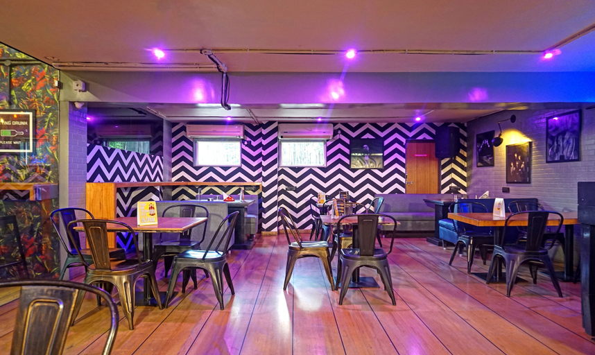 Food & Drinks 4, Treebo Trend The Elite Suites, Pune