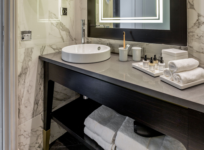 Bathroom 4, Le Damantin Hôtel & Spa, Paris