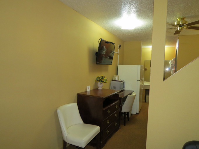 Others 5, First Western Inn Caseyville, Saint Clair