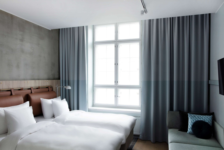Bedroom 2, Radisson Blu Seaside Hotel, Helsinki, Uusimaa