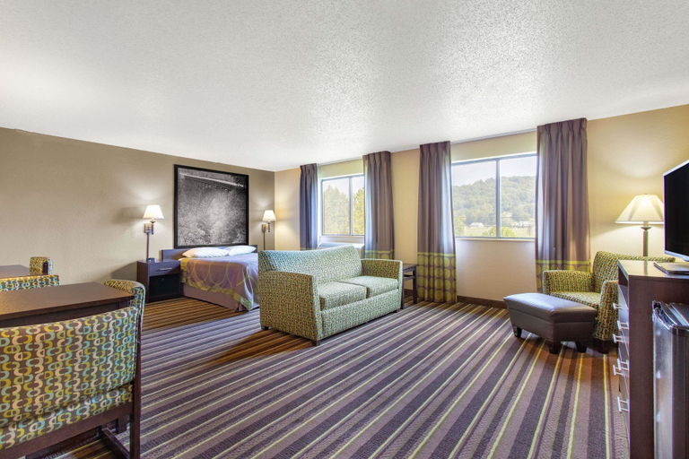 Others 5, Super 8 by Wyndham Weston WV, Lewis