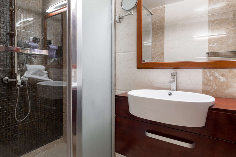 Bathroom 4, Best Western Plus Pearl Addis, Addis Abeba