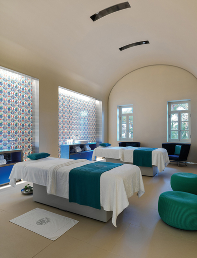 Bedroom 3, Al Bustan Hotel & Spa, El Metn