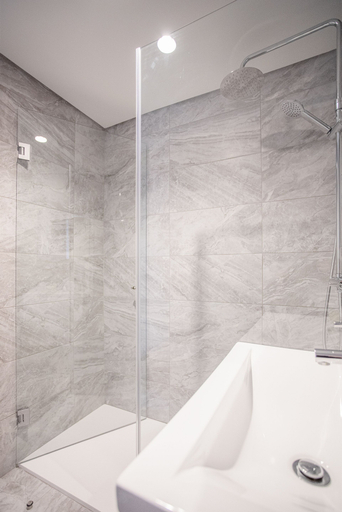 Bathroom 3, Liiiving - City Design Apartment Q, Porto