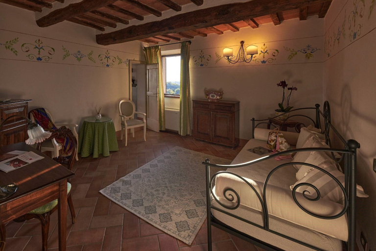 Bedroom 4, Villa Curina Resort, Siena
