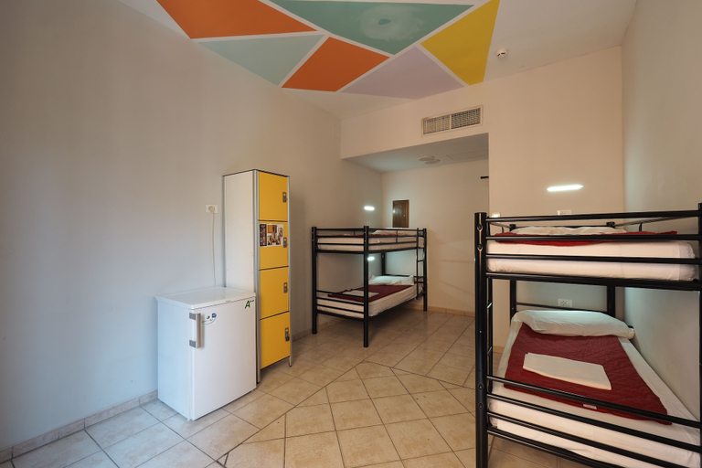 Bedroom 4, Alessandro Palace & Bar - Hostel, Rome