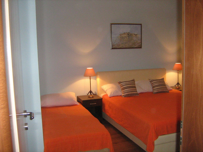 Bedroom 3, Apartments Soso
