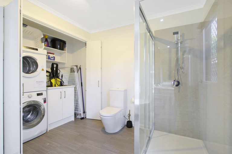 Bedroom 4, Snowgum Bright Retreat - 2, Alpine - East
