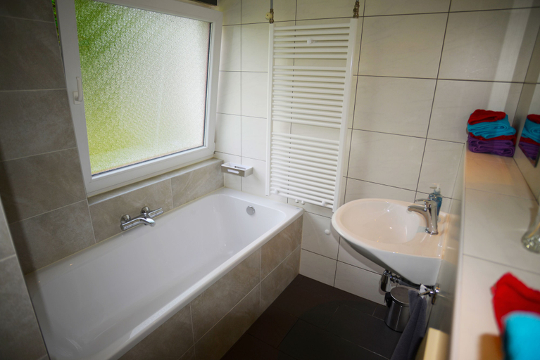 Bathroom, Vakantie Zuid Limburg, Simpelveld