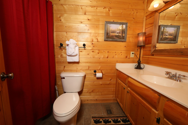Bathroom 3, BearADise in the Smokies - Two Bedroom Cabin, Sevier