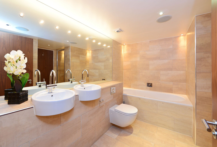 Bathroom 3, Imperial House Kensington, London