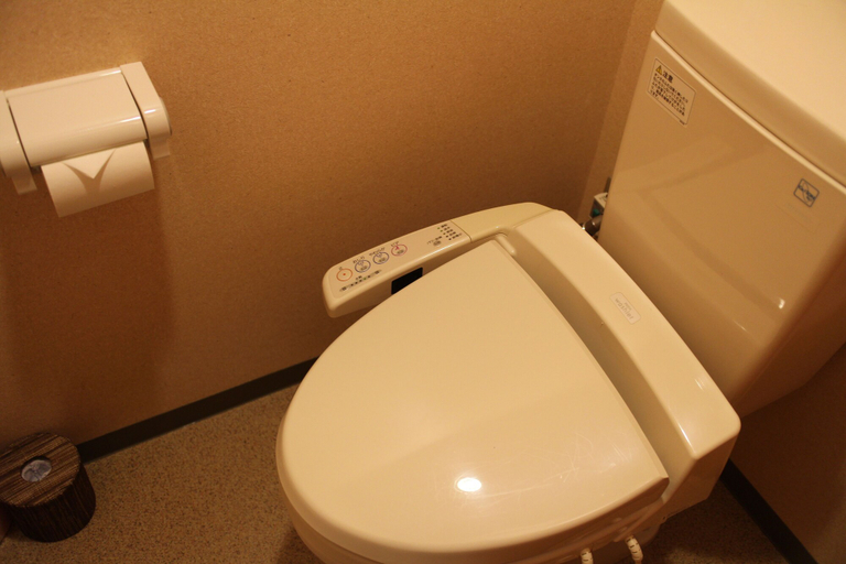 Bathroom, Kouragi, Kami