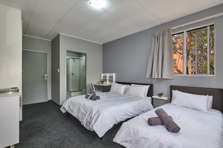 Bedroom 4, Inn & Out Sandton, City of Johannesburg