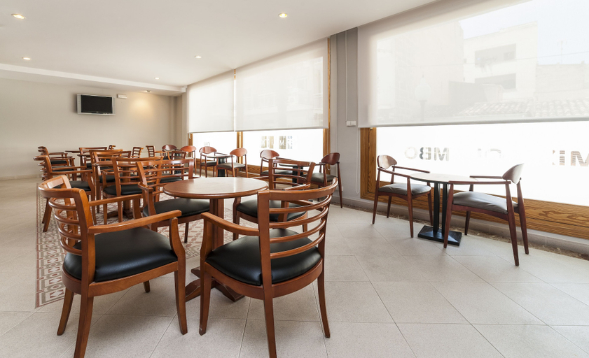 Food & Drinks 4, Hotel O7 Colombo, Baleares