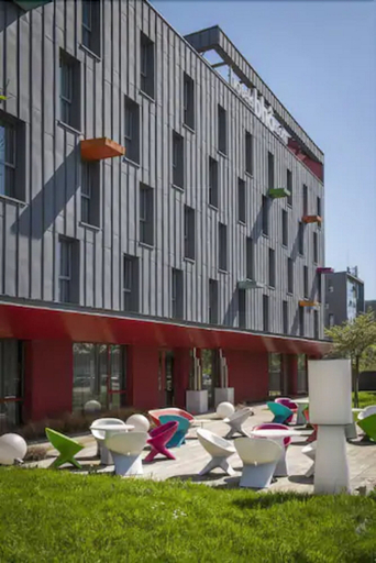 Exterior & Views 2, Akena Nantes Atlantis, Loire-Atlantique