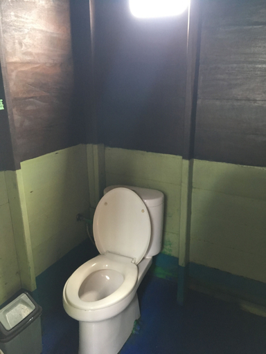 Bathroom 4, Houseboat Bee Kelotok, Kotawaringin Barat