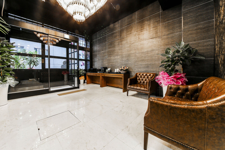 Others 5, SOYU Hotel, Jung