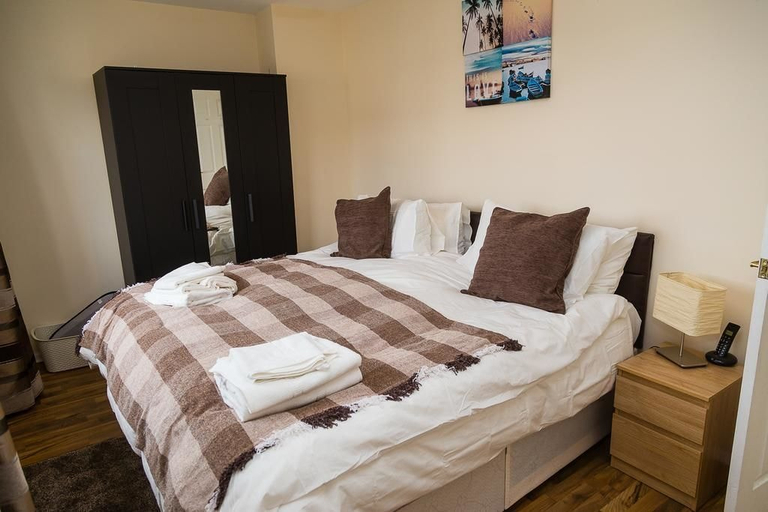 Bedroom 3, Craigmount House, Dundee