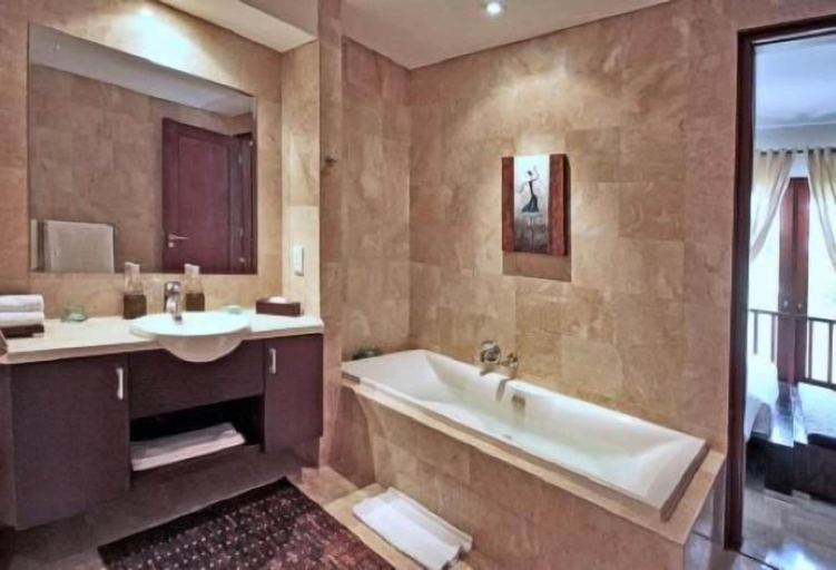 Bathroom 4, The Segara Suites, Badung