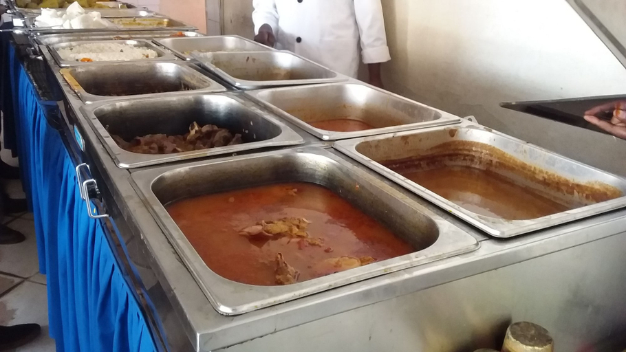Food & Drinks 3, Manhattan Hotel, Kabale