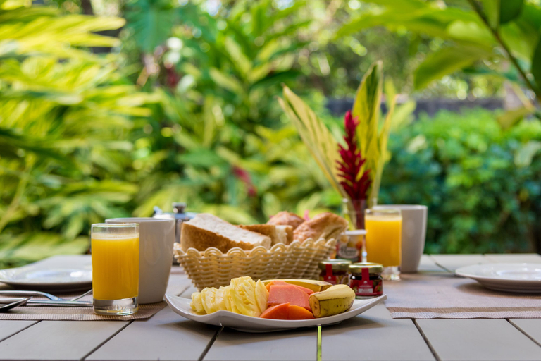 Food & Drinks, Mon Choisy Beach R.