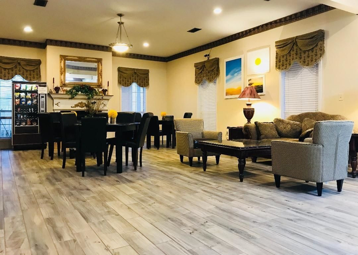 Food & Drinks 5, Days Inn By Wyndham Trumann Ar, Poinsett