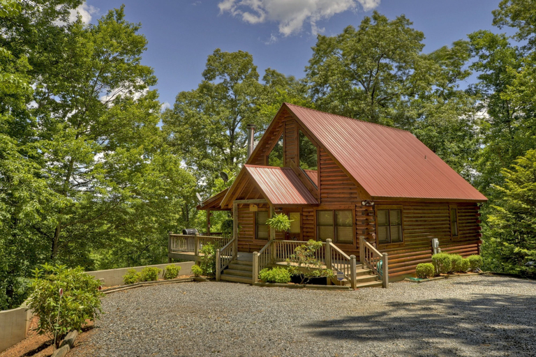 Exterior & Views 2, Bear Ridge Hideaway- Secluded Mtn View, Fannin