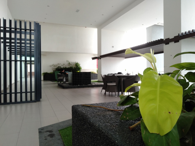 Others 4, Summer Studio 2 - One South, Seri Kembangan