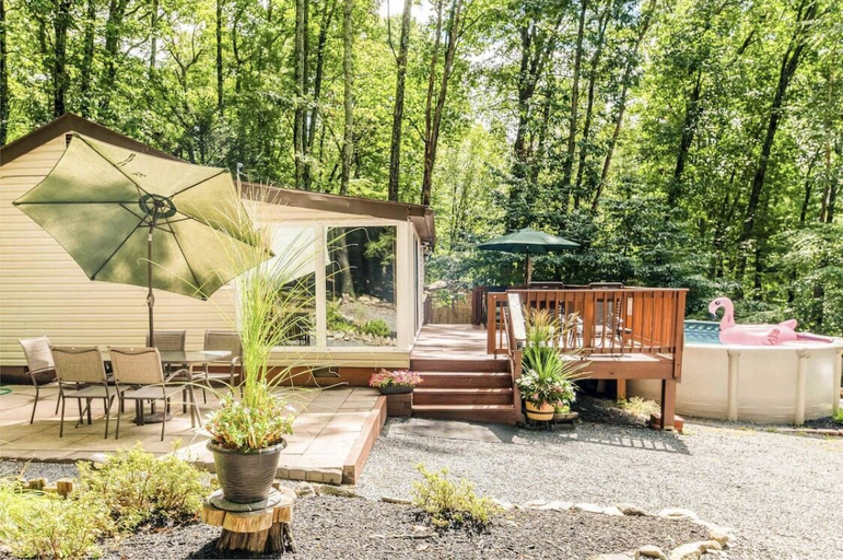 Others 5, Pocono private retreat, Monroe