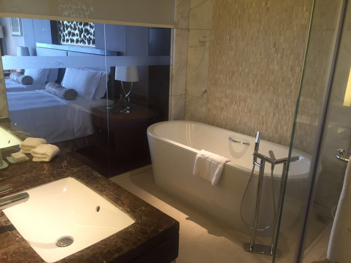 Bathroom 5, Kempinski Hotel Taiyuan, Taiyuan