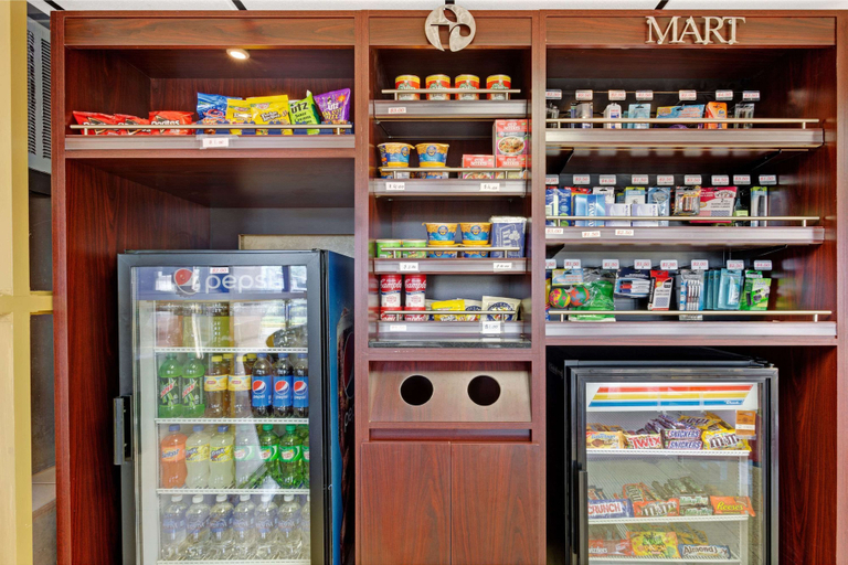 Food & Drinks 5, Ramada by Wyndham Baltimore West, Baltimore