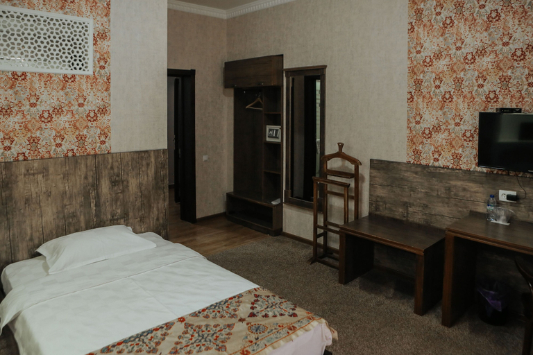 Bedroom 3, Omar Khayyam, Buxoro