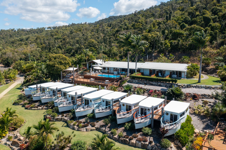 Freedom Shores, Whitsunday