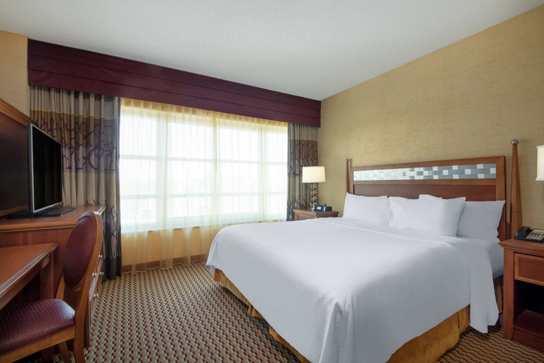 Bedroom 3, Embassy Suites Northwest Arkansas - Hotel, Spa & Convention, Benton