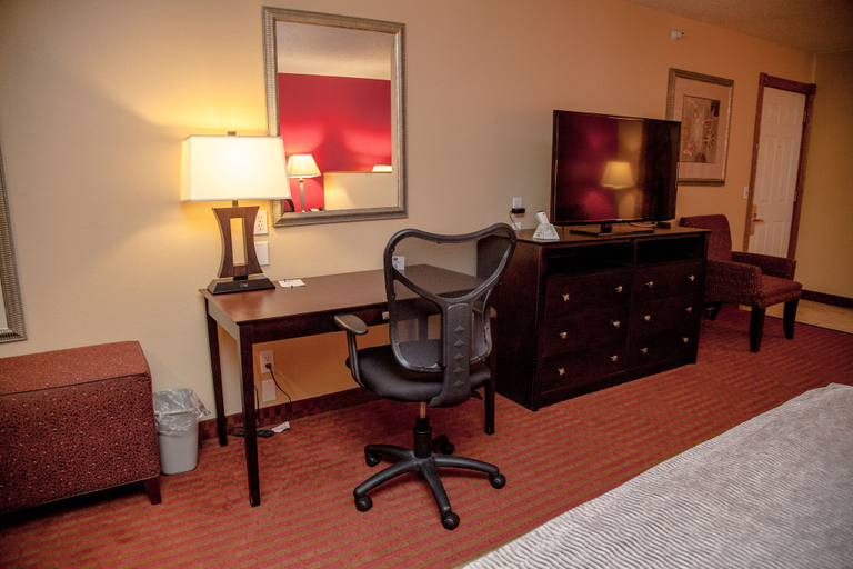 Others 5, Comfort Inn & Suites Morton - Peoria, Tazewell