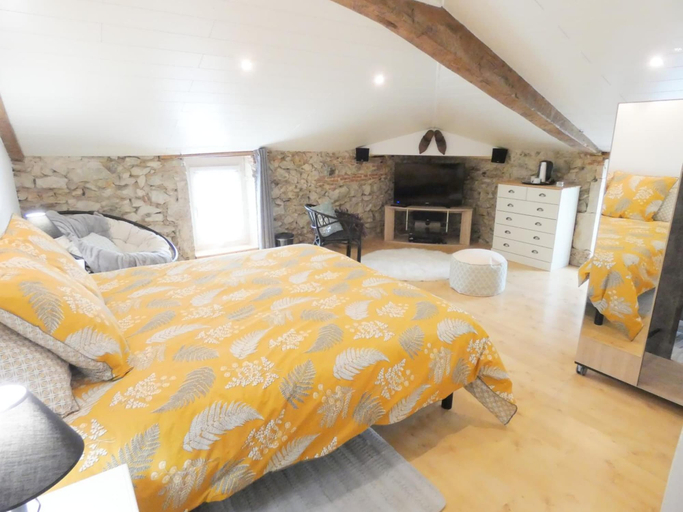 Bedroom 2, Chambres d'Hôtes de Poumatan, Landes