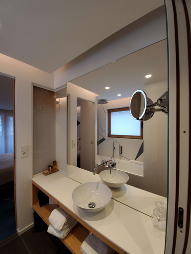 Bathroom 4, Hotel Chalet Les Saytels, BW Signature Collection, Haute-Savoie