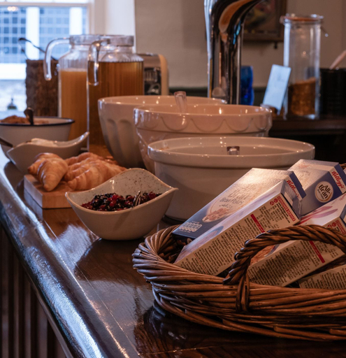 Food & Drinks 5, White Hart Inn, Somerset